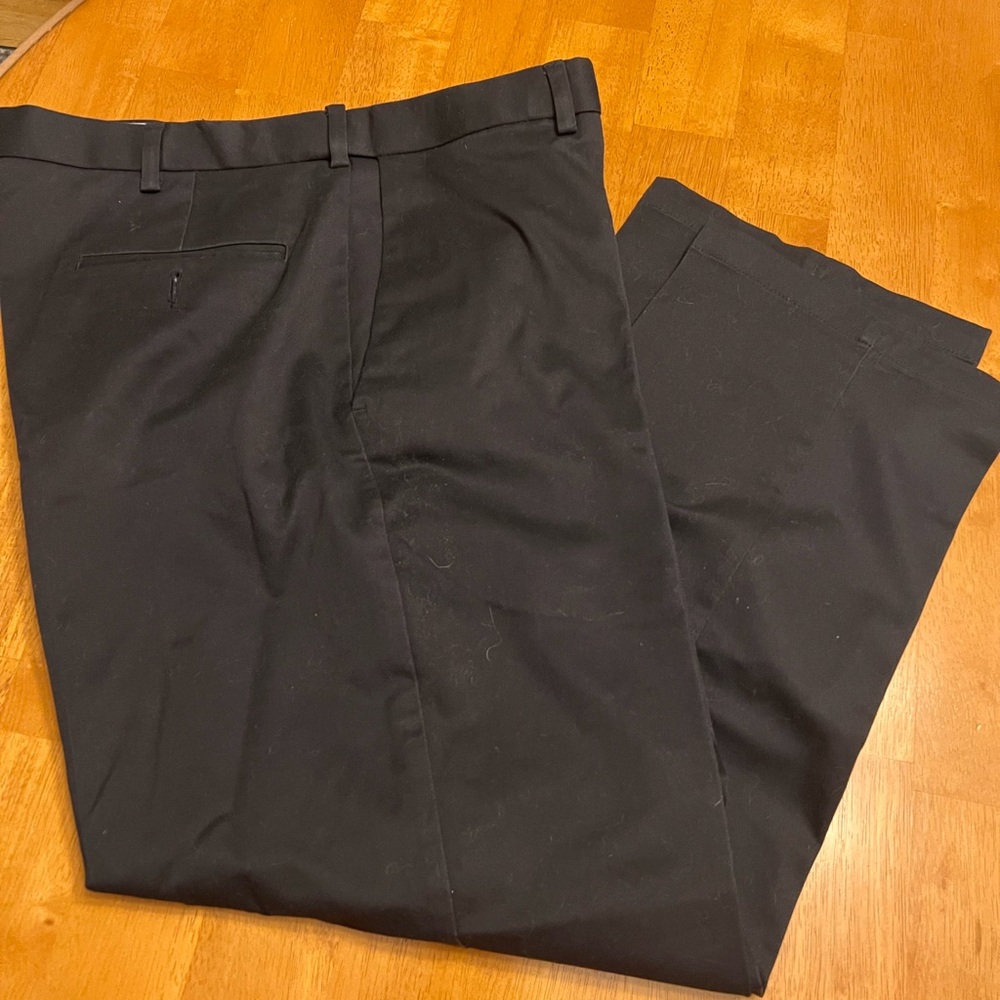 Haggar Black Dress Pants Classic Flat Front